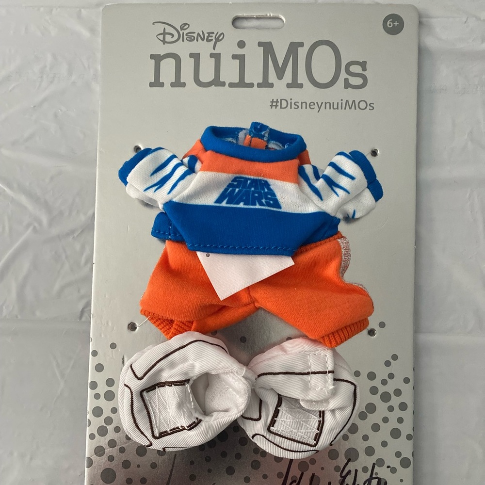 Disney NuiMOs Star Tours Outfit - NWT - SIGNED BY ASHLEY ECKSTEIN